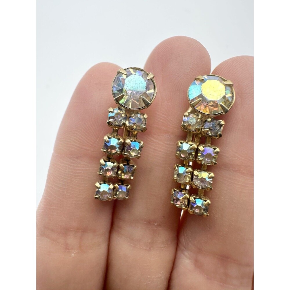 Vintage Dangle Rhinestone Aurora Borealis Gold Tone Screw Back Earrings